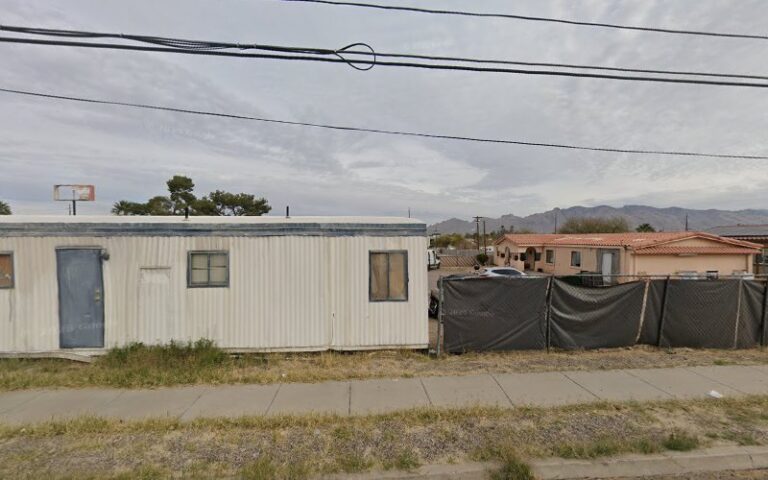 29199 blue maintenance 768x480