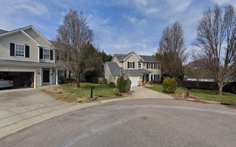 30356 reynas cleaning service 768x480