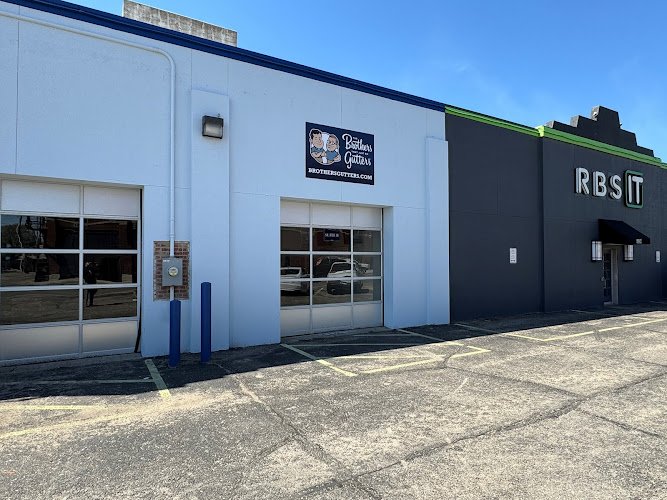 3165 the brothers that just do gutters 21