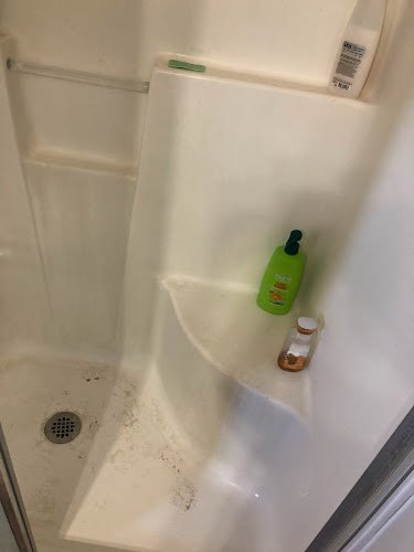 31701 shine bright cleaning services 1