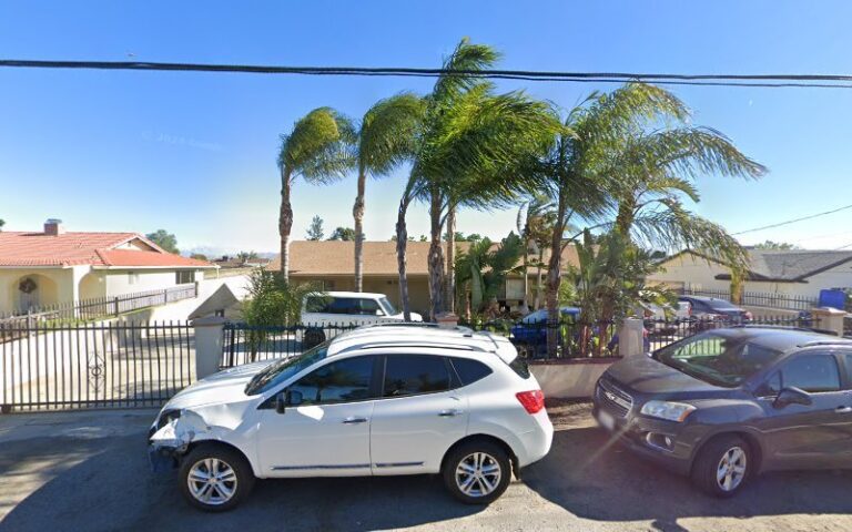 32503 insured and licensed professional cleaning services 768x480