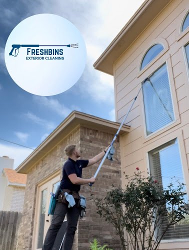 32569 freshbins exterior cleaning 1