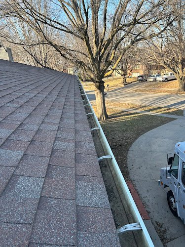 3310 capital curb appeal 1