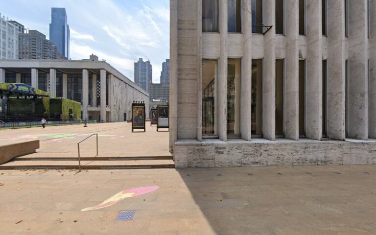 33257 newyork window air conditioner winter storage 1 768x480