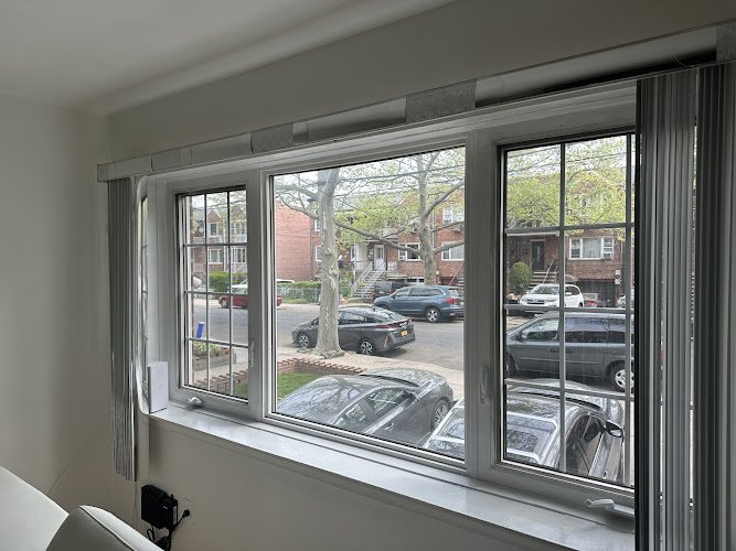 33269 ben window glass 1