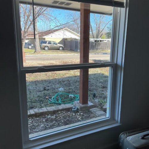 34081 the window source of dfw 1