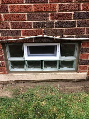 35587 knights glass block windows 1