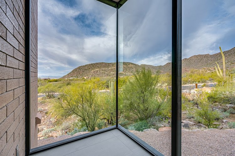 36174 open enclose 1