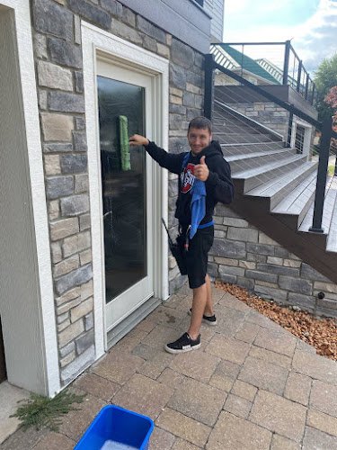 3735 suburban window cleaning 1