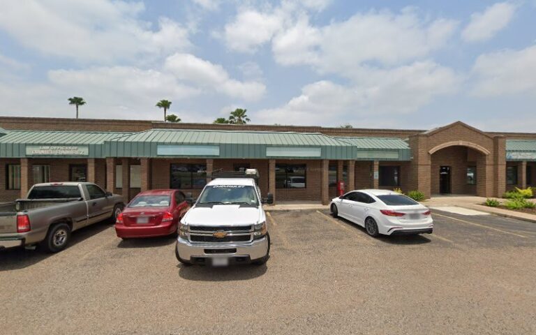 40292 appletree janitorial and floor care 768x480