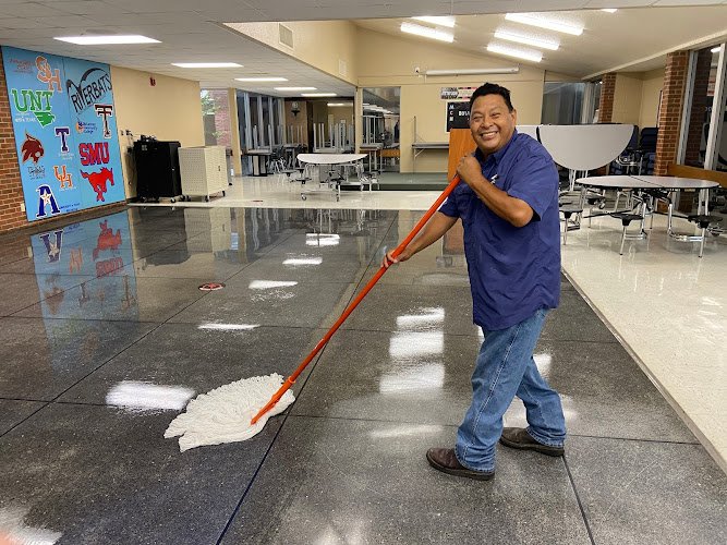 41693 ultra clean janitorial services 1