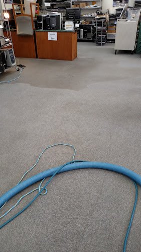 42802 diamond express cleaning service llc 1