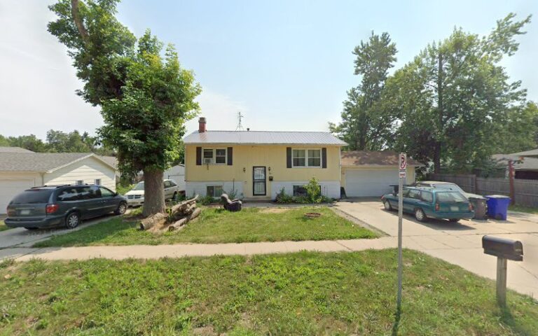 42974 class act cleaning janitorial service 768x480