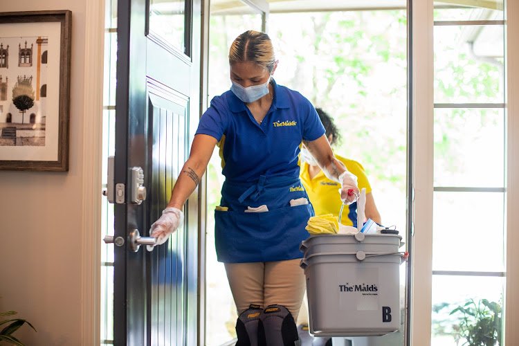 44043 the maids in lafayette 1