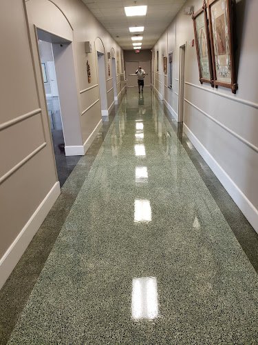 44082 easy clean janitorial 1