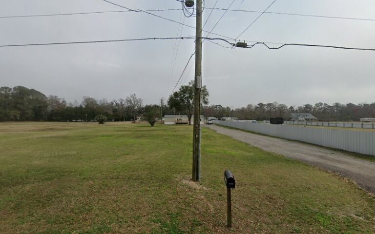 44908 big cat excavating 1 768x480