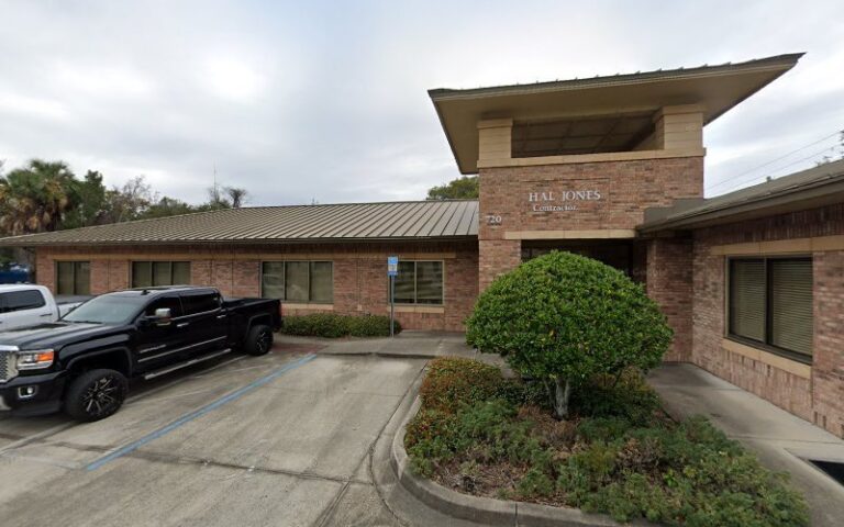 44971 hal jones contractor 768x480