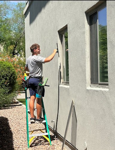 4608 saguaro shine window cleaning 1