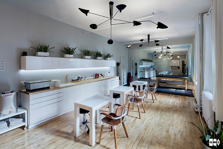 46569 huxhux design inc 1