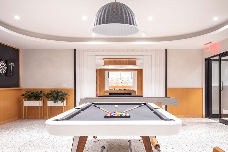 46575 input creative studio 1