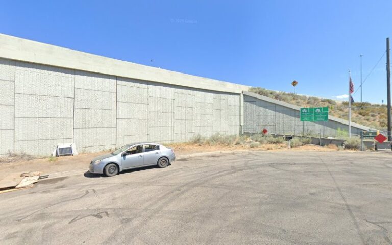 47881 red door staging 1 768x480