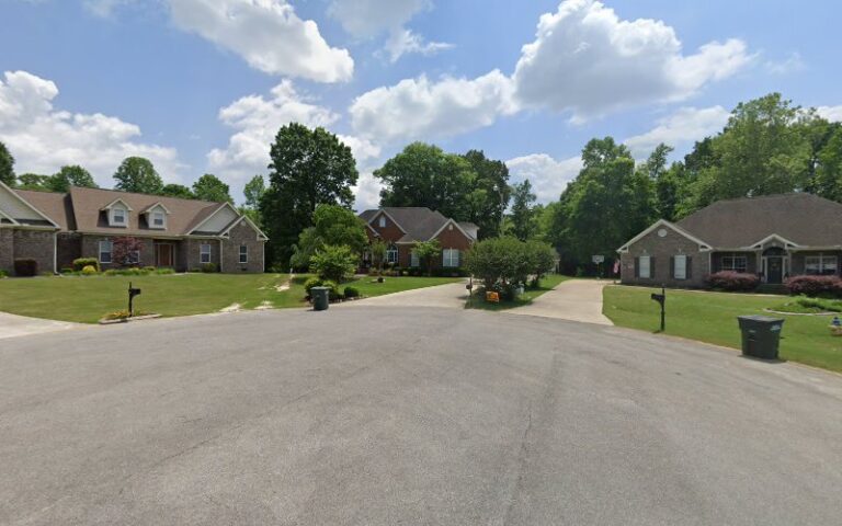 47938 custom living home designs llc 768x480