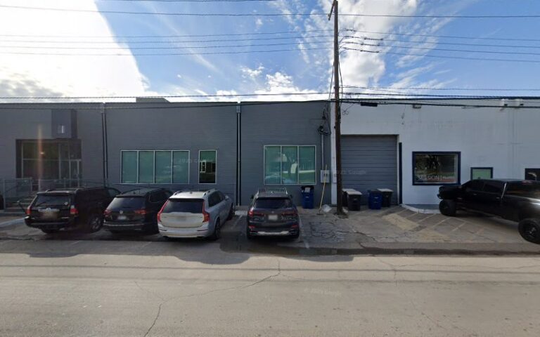 48128 denise mcgaha interiors 1 768x480