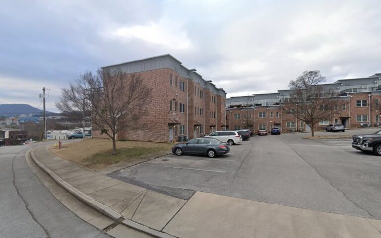 49210 staged to sell chatt 768x480