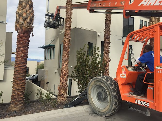 4956 j and j window wash 1