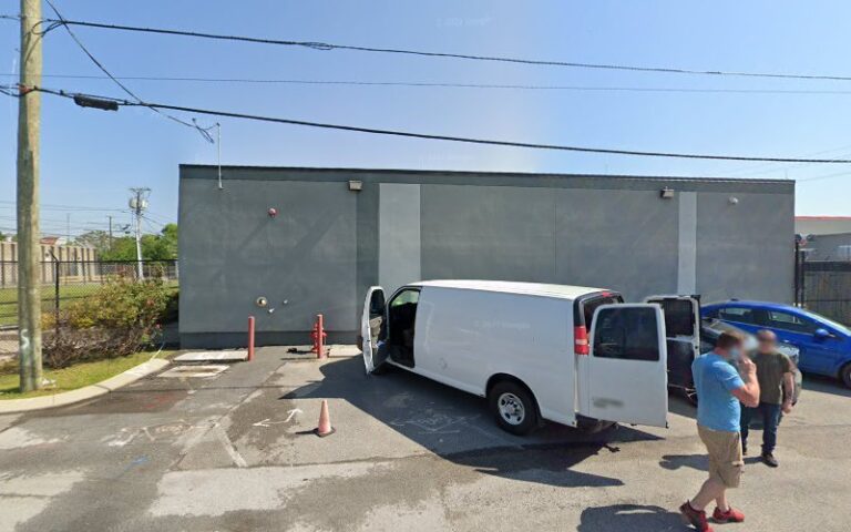 50517 powerwave electricians 1 768x480