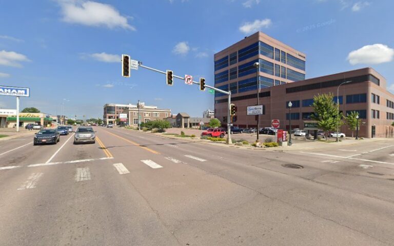 51012 eagle electric 768x480