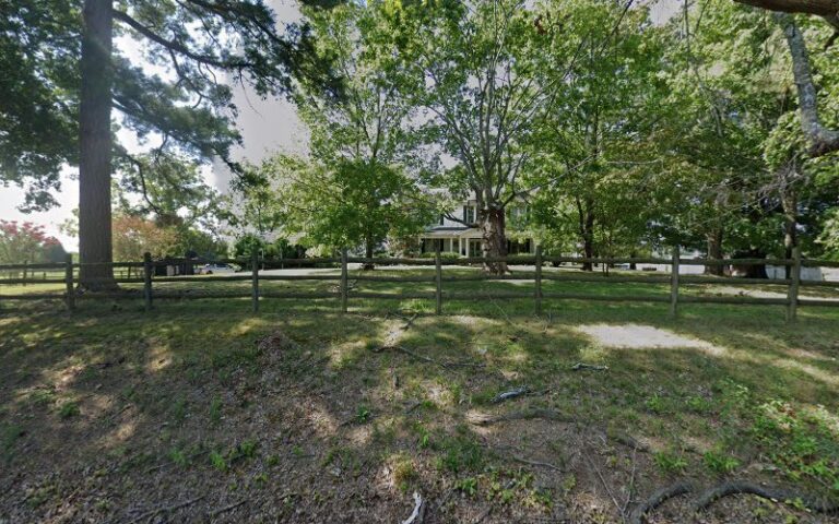 51978 farmhouse electric 1 768x480