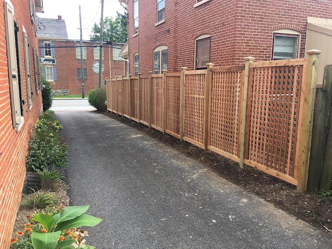 52657 integrous fences and decks 1