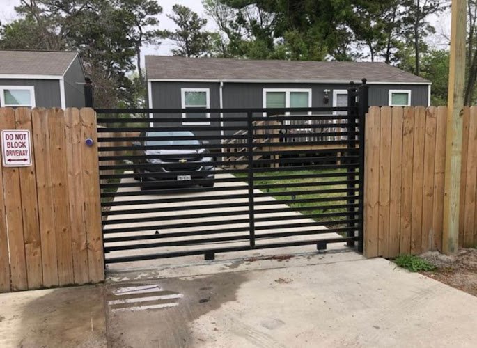 52698 san antonio fence builders