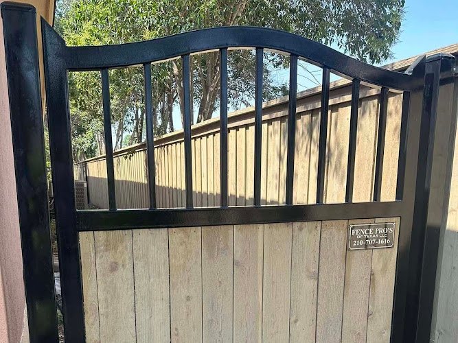 52707 fence pros of texas