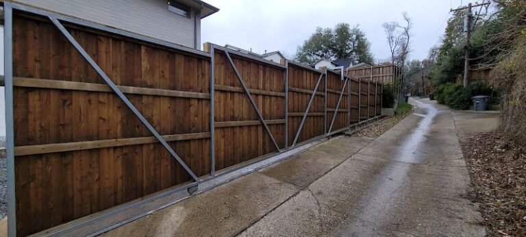 52956 78fence 768x346