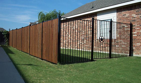 52982 viking fence and rental company 1