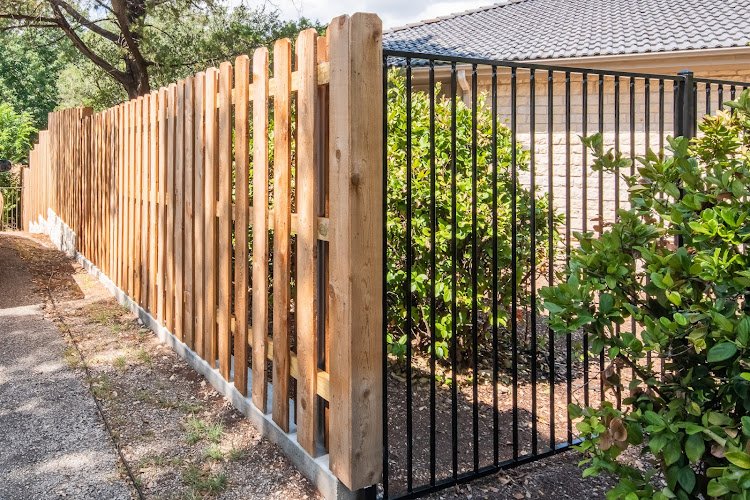 53036 northwest fence iron 1