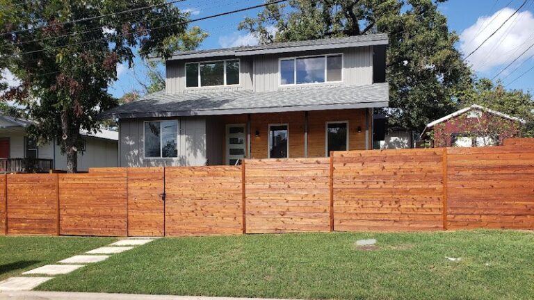 53045 austin quality fence staining 1 768x432