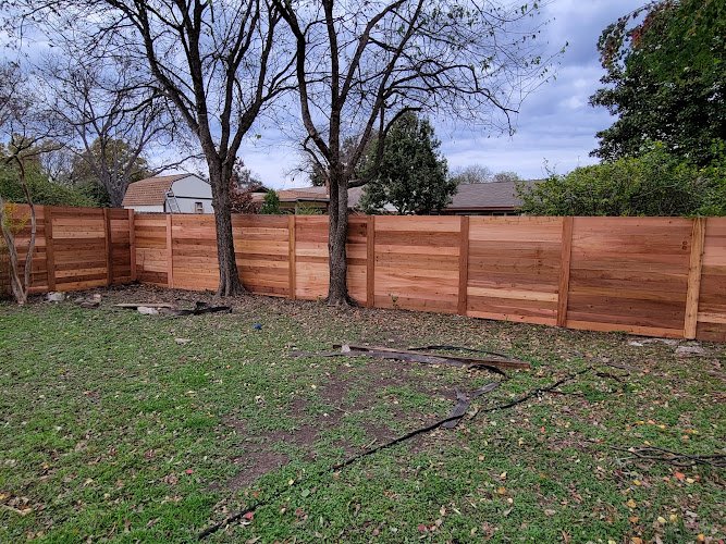 53048 true built fence 1