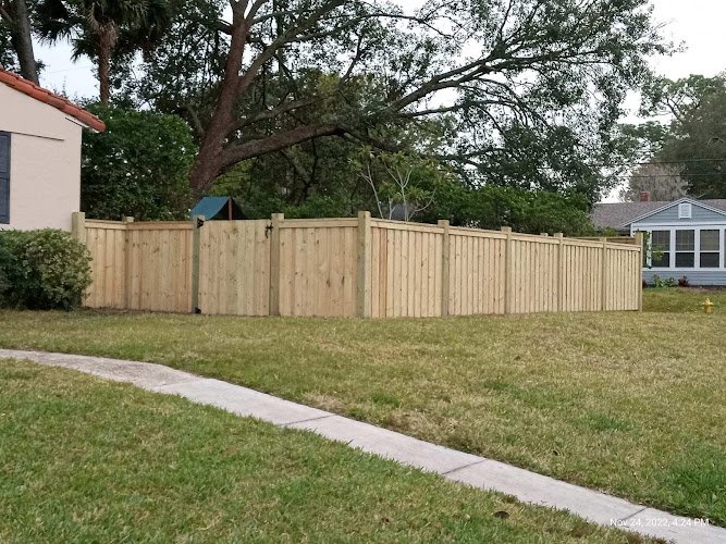 53129 fencescape fence company 1