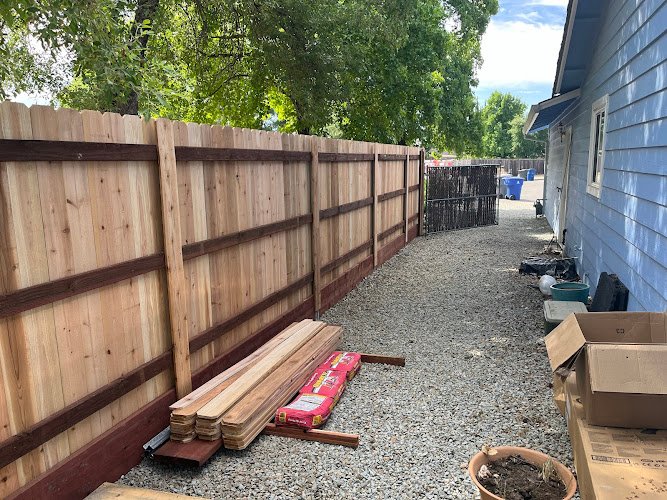 53418 top rail fence 3