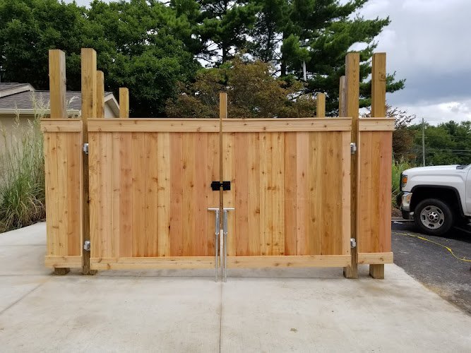 53427 graves fence company 1