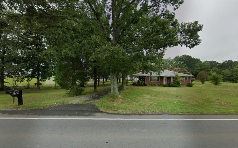 53474 charlotte fence builders inc 768x480