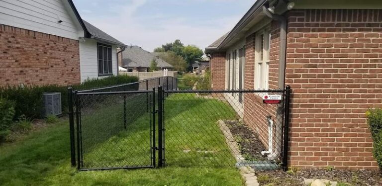 53657 k and m fence 1 768x374