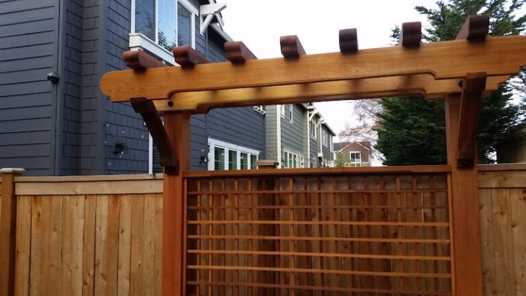 53789 seattle fence and decks 1 768x432