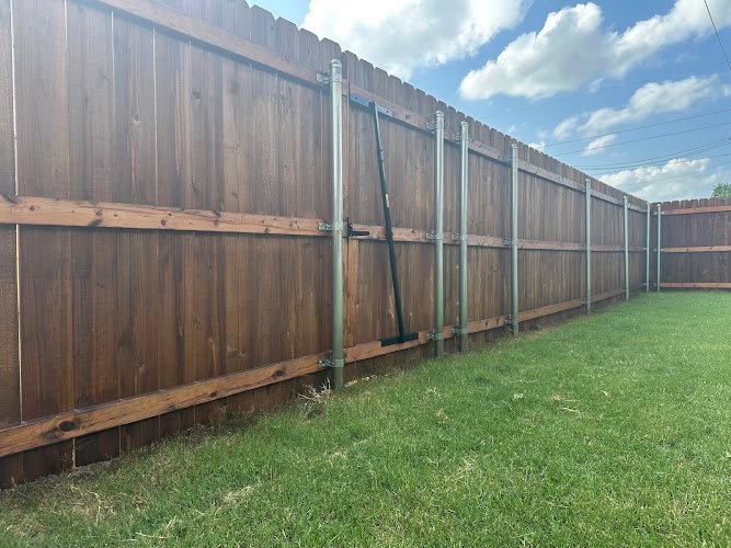 54028 them stain guys 1