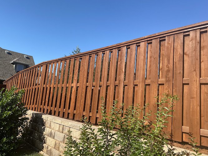 54103 patriot fence and stain 1