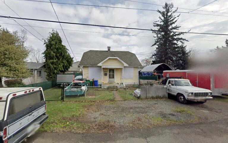 54611 mc cutcheon fence 1 768x480