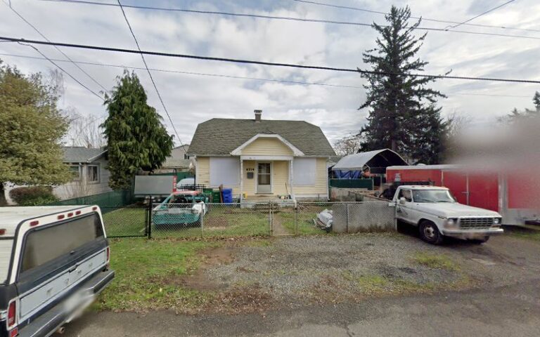 54611 mc cutcheon fence 768x480